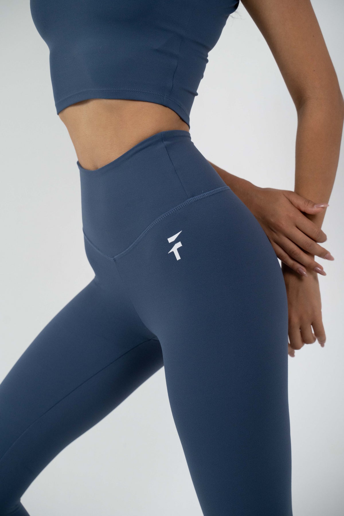ULTRA SOFT ESSENTIAL LEGGINGS - Warm Indigo - FIT TRIBE