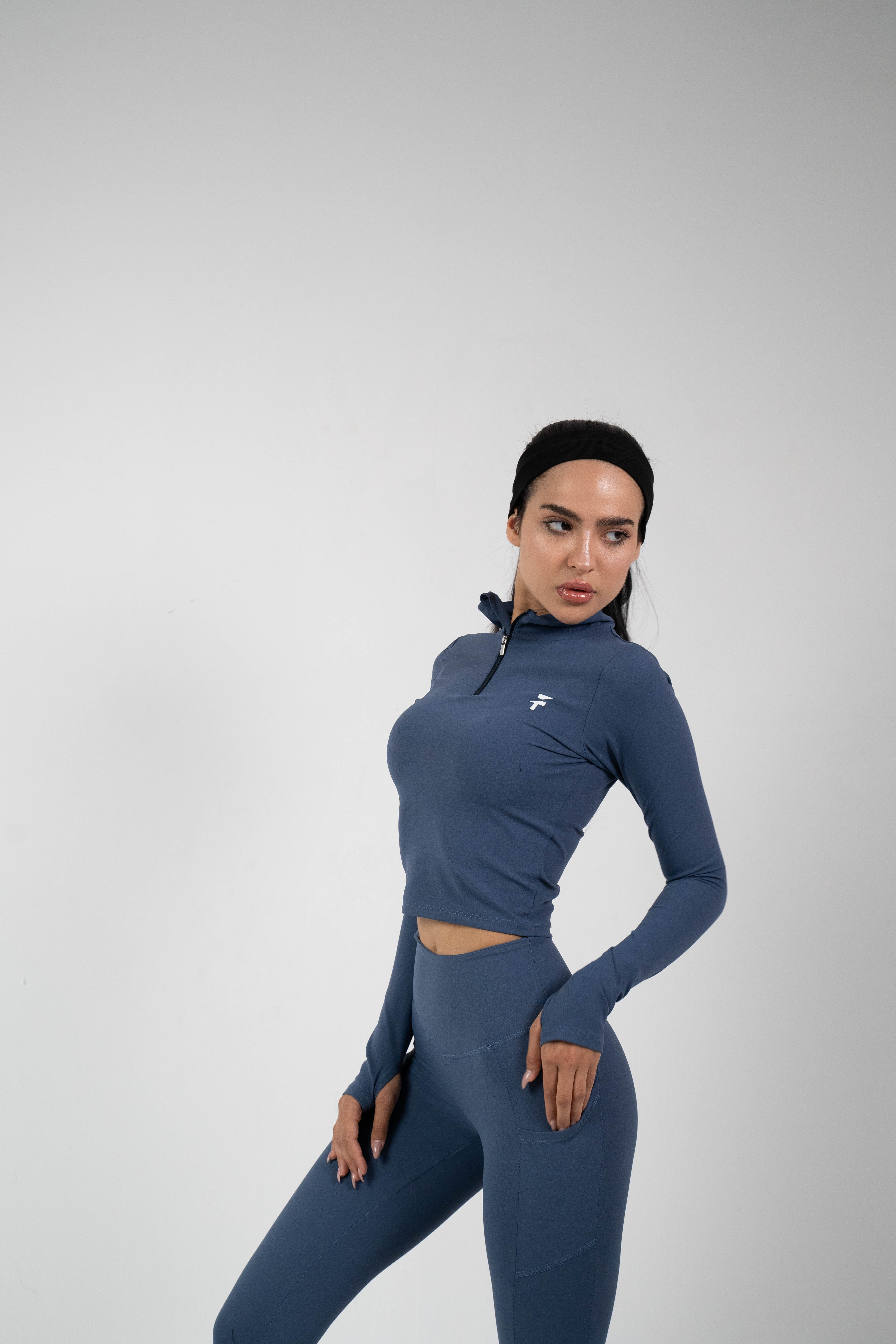 ULTRA SOFT ESSENTIAL ZIPPER BODY FIT TOP - Warm Indigo - FIT TRIBE