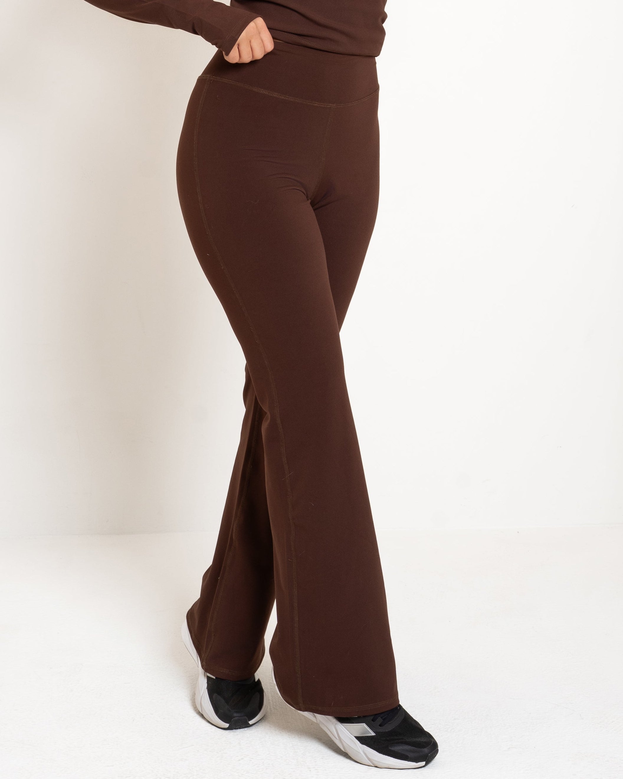 ULTRA SOFT PREMIUM FLARED PANTS - Espresso