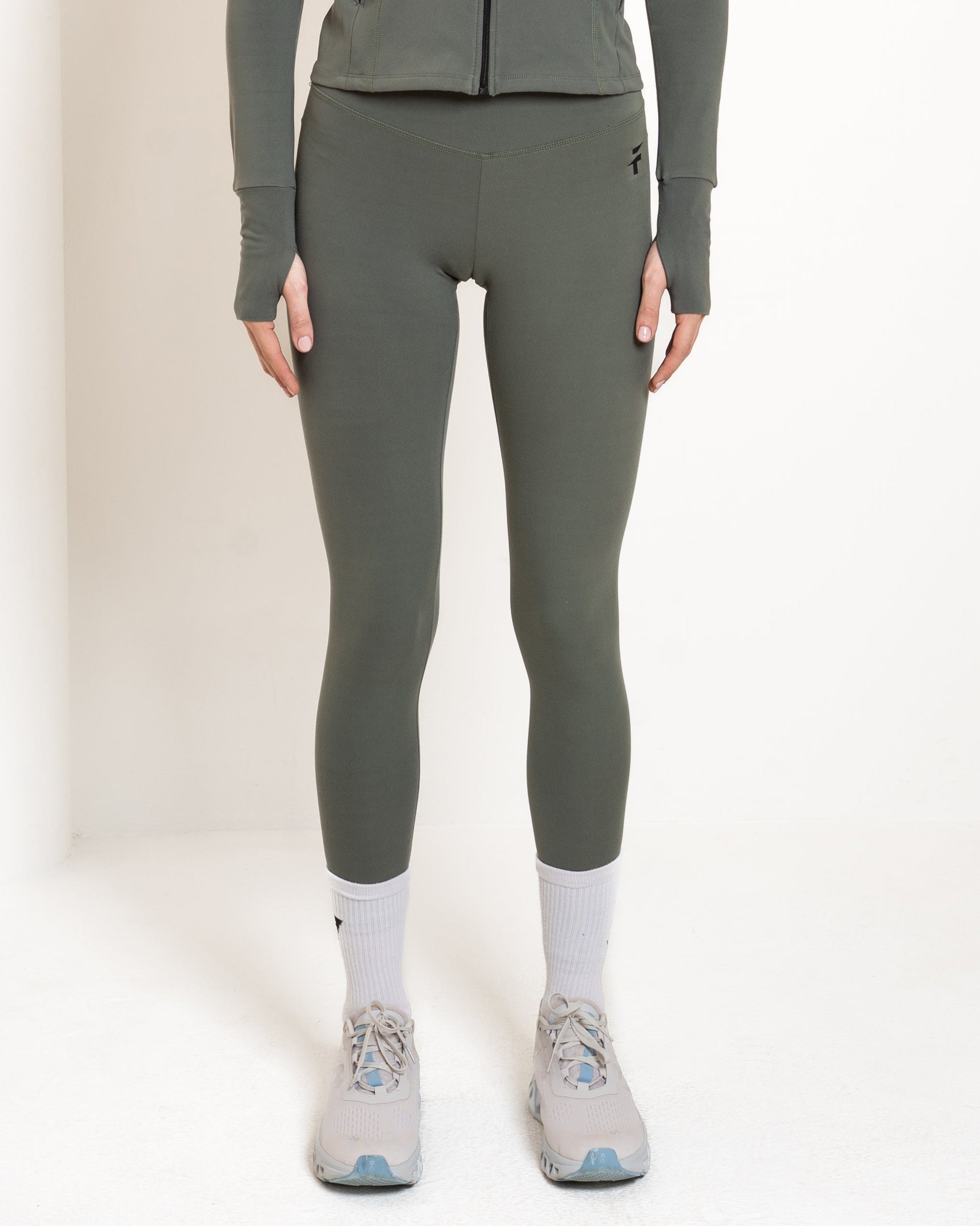 ULTRA SOFT ESSENTIAL LEGGINGS - Army Green