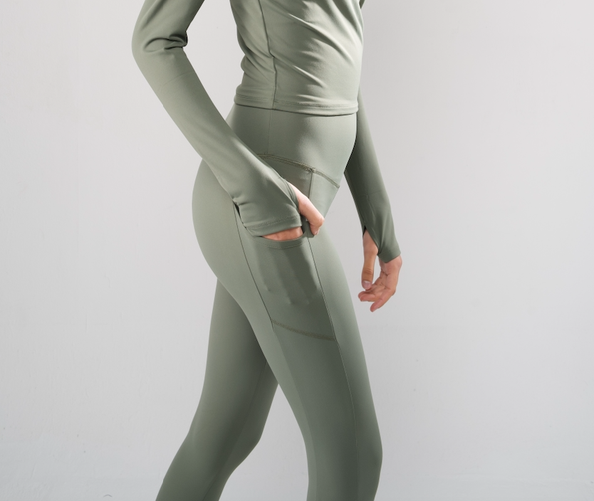ULTRA SOFT ESSENTIAL POCKETED LEGGINGS - Army Green - FIT TRIBE