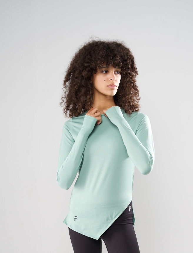 ESSENTIAL LONG SLEEVE TOP - Mint Green - FIT TRIBE