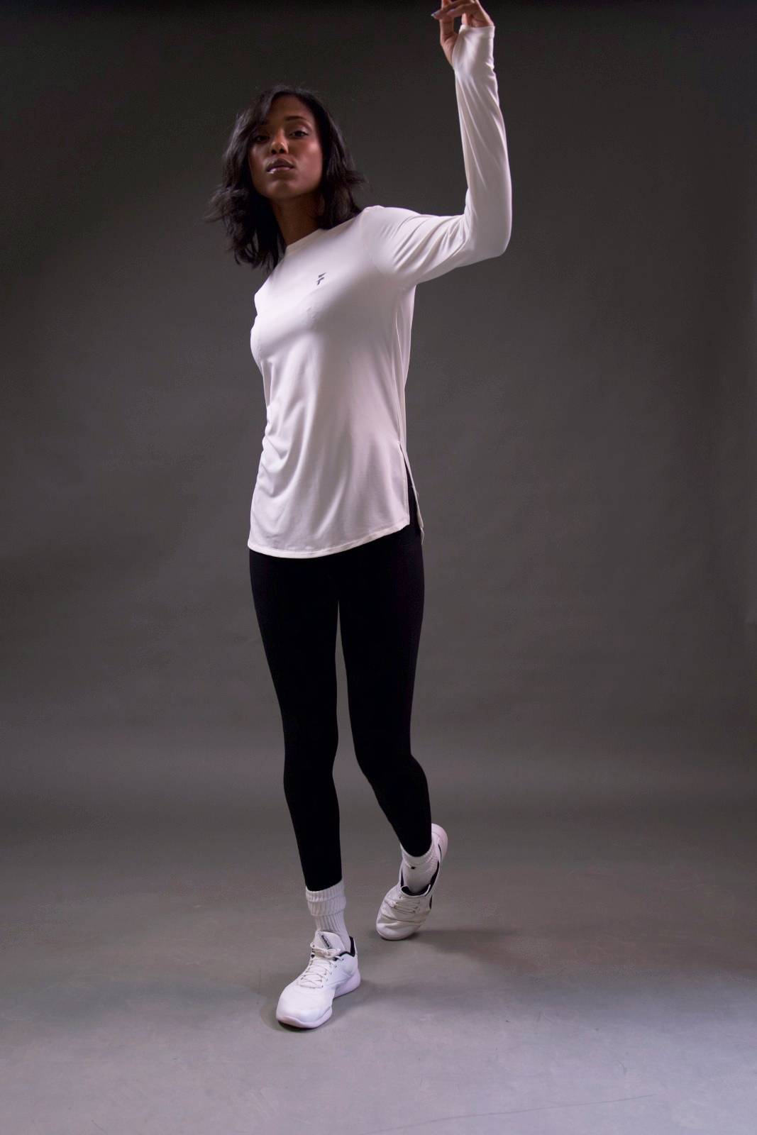 PERFORMANCE EXTENDED LONG SLEEVE TOP - Winter White - FIT TRIBE