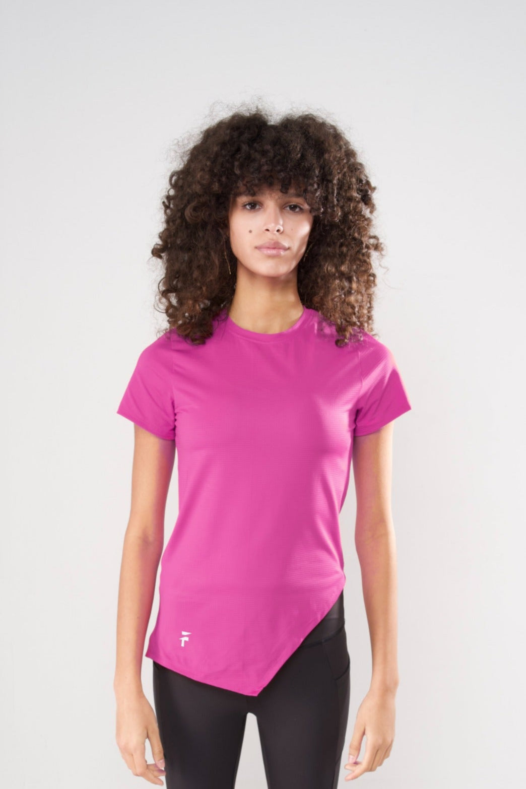 PERFORMANCE SHORT SLEEVE TOP - Magenta - FIT TRIBE