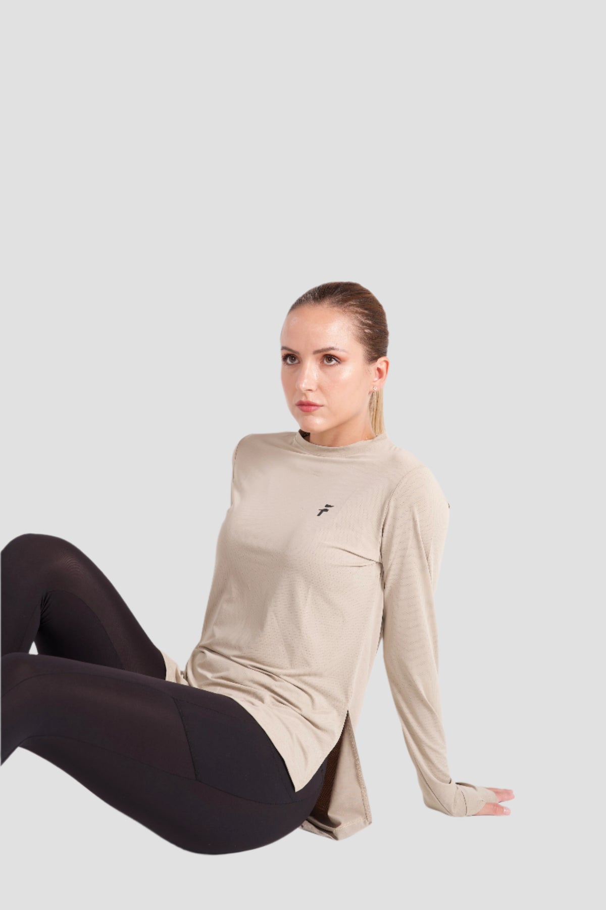 ESSENTIAL EXTENDED LONG SLEEVE TOP - Beige - FIT TRIBE