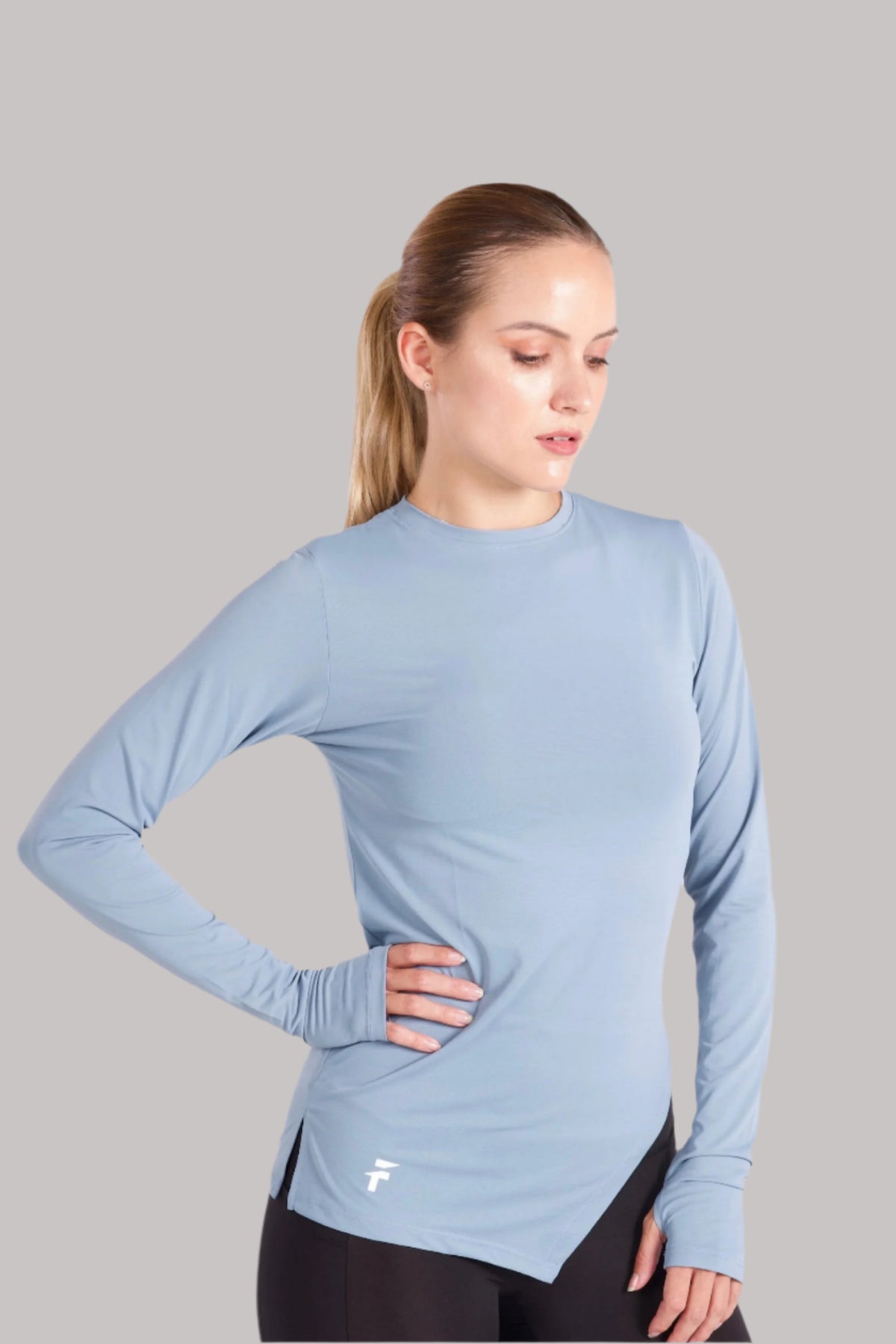 PERFORMANCE LONG SLEEVE TOP  - Light Indigo - FIT TRIBE