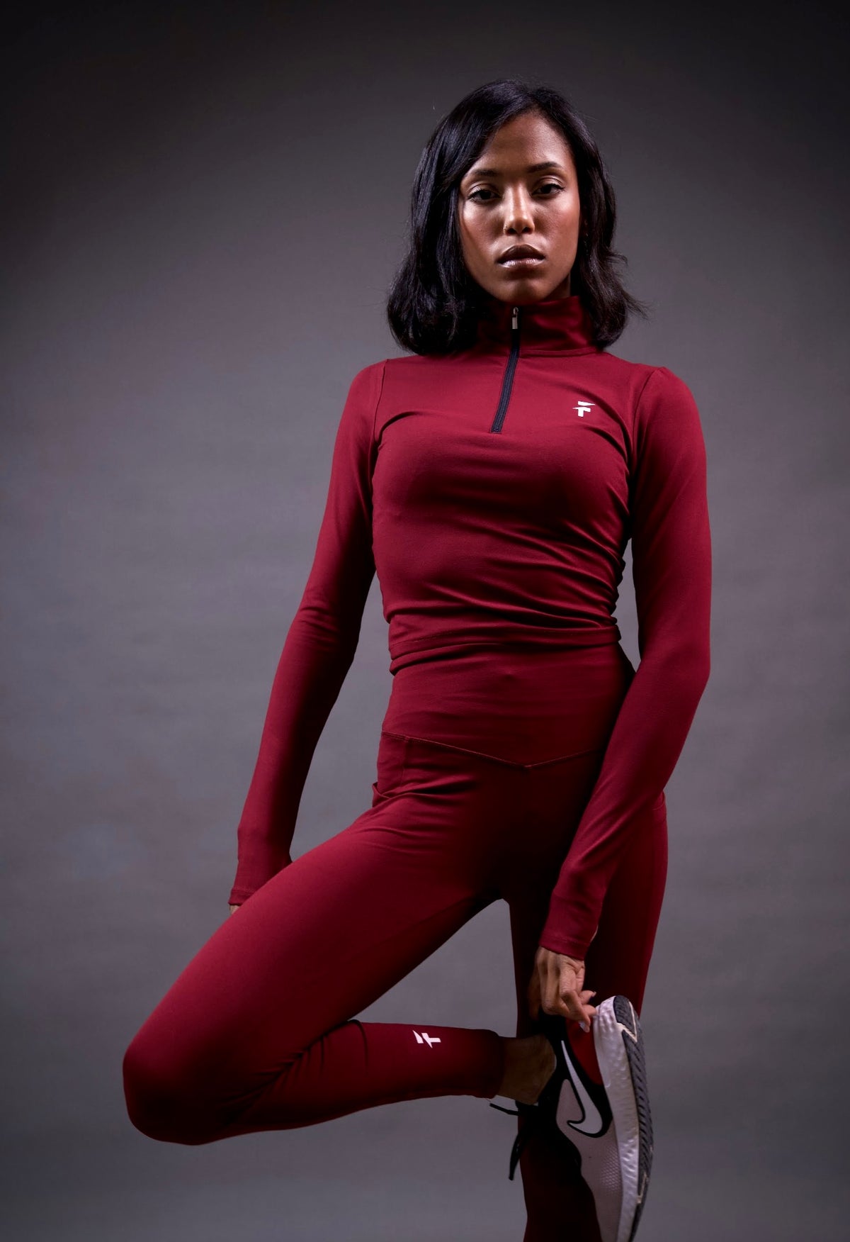 ULTRA SOFT ESSENTIAL ZIPPER BODY FIT TOP - Merlot Red - FIT TRIBE