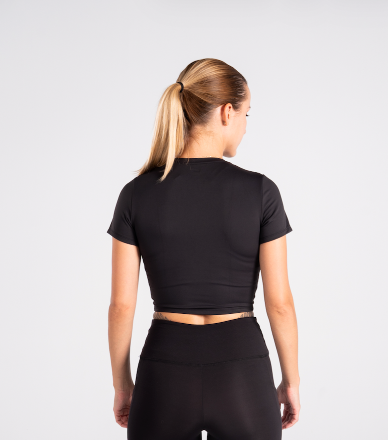 ULTRA SOFT ESSENTIAL CROP TOP - Black - FIT TRIBE