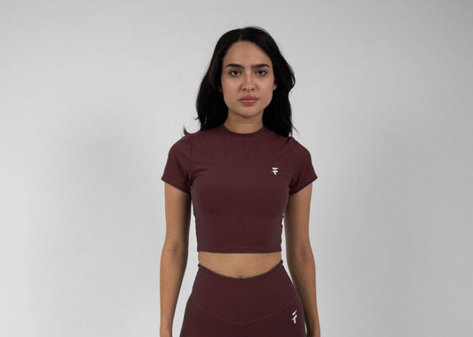 ULTRA SOFT ESSENTIAL CROP TOP - Deep Burgundy