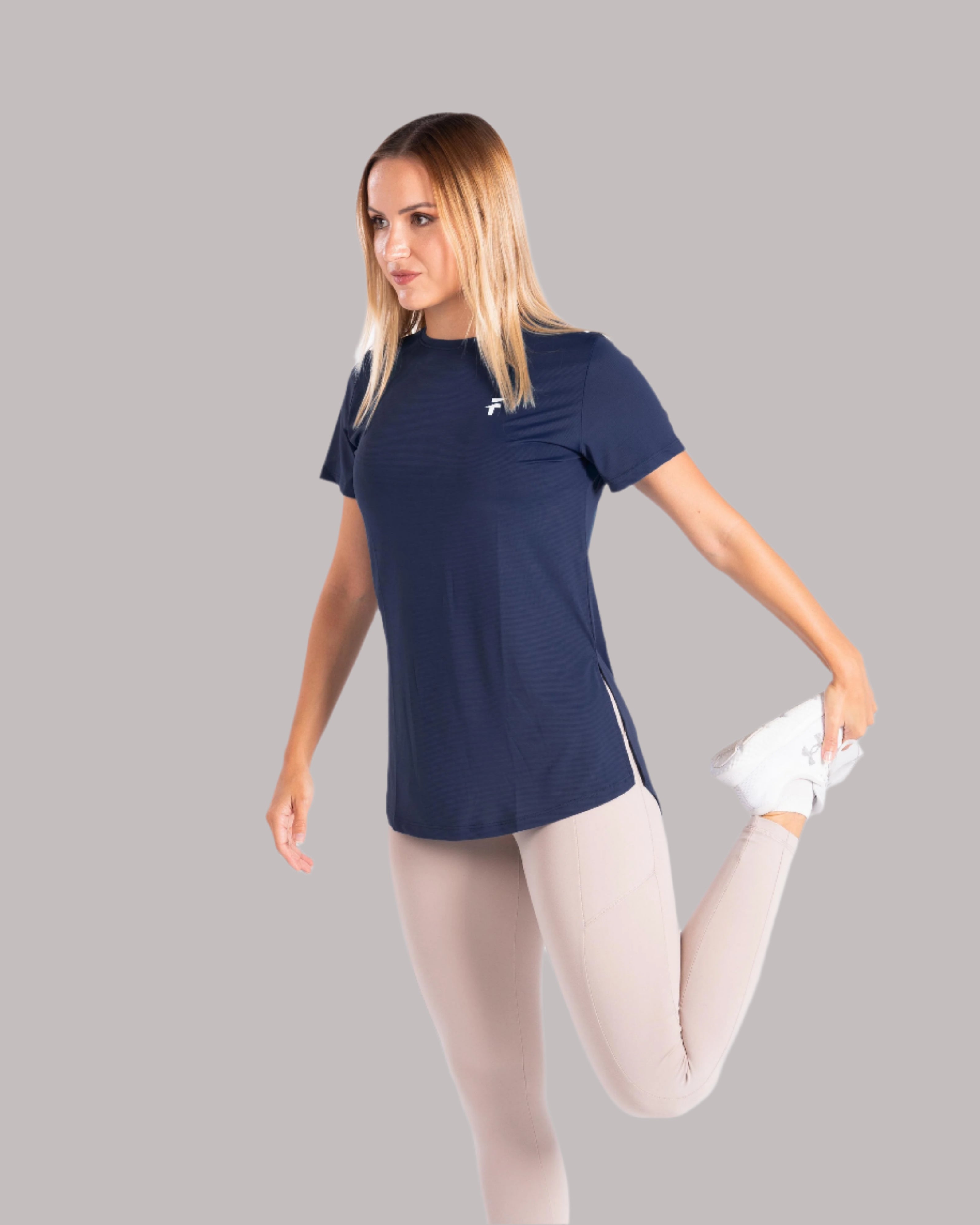 PERFORMANCE EXTENDED SHORT SLEEVE TOP  - Navy Blue - FIT TRIBE