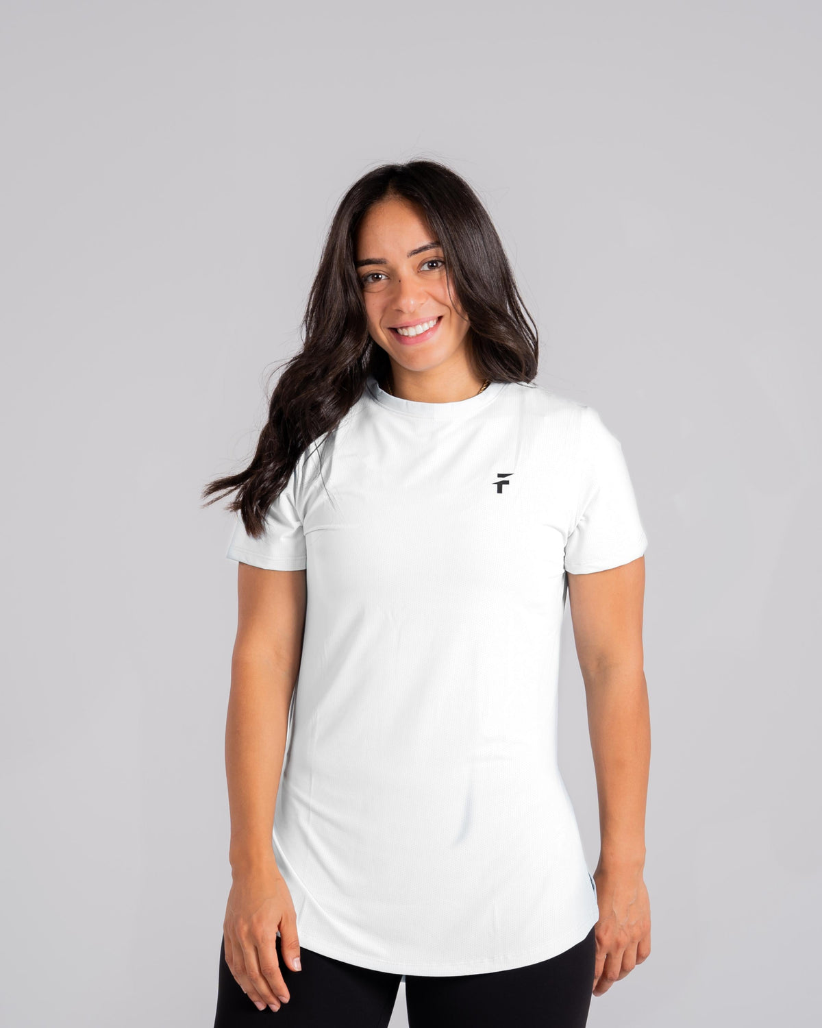 PERFORMANCE EXTENDED SHORT SLEEVE TOP  - White - FIT TRIBE