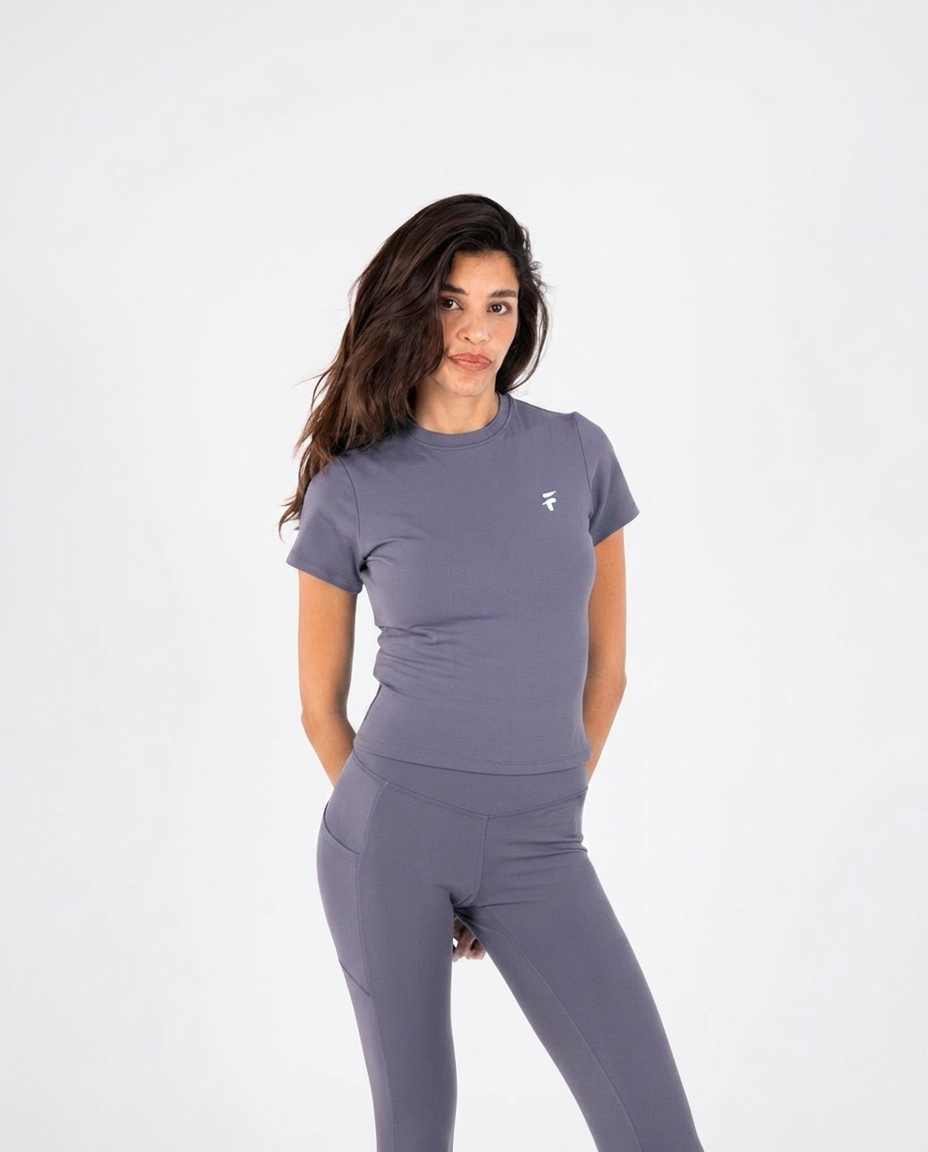Apex Longline Top Graphite - pose 3